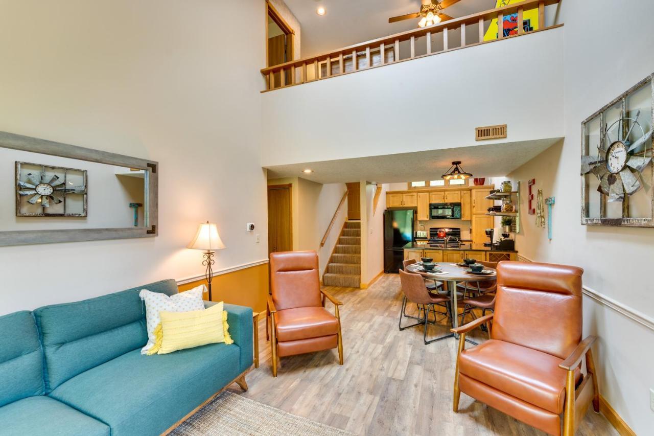 Family-friendly Golf Course Access! Galena
